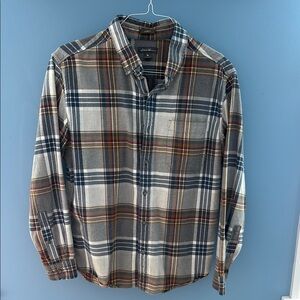 Eddie Bauer Men’s Classic Plaid Men's Shirt